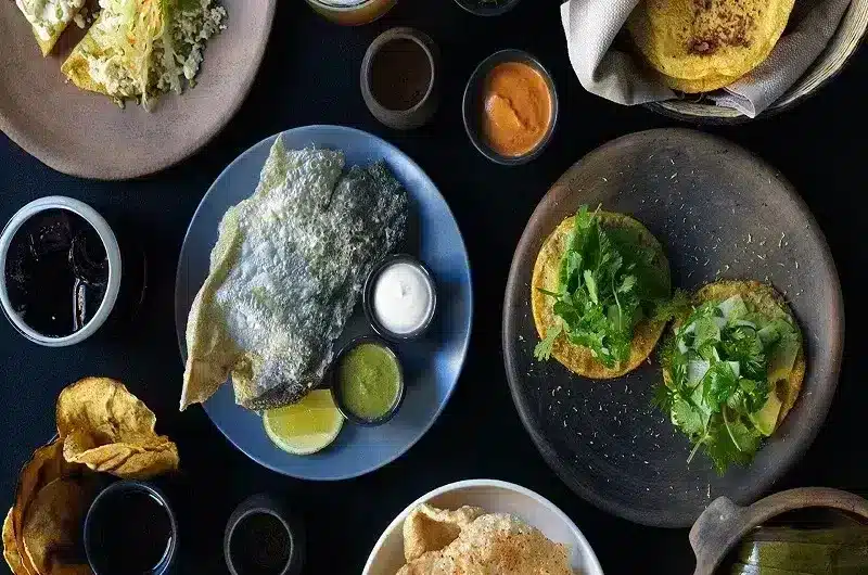 dinning-10.png dinning-10.png